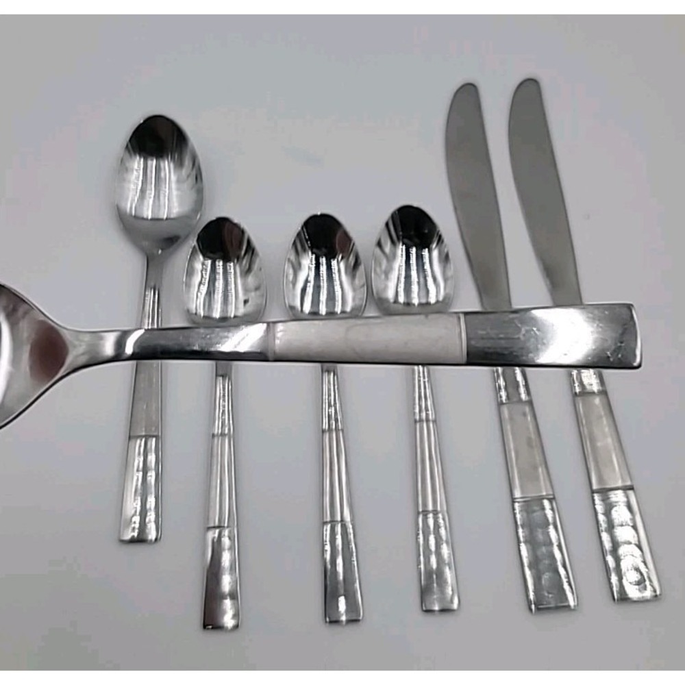 7pc CBS91 Cambridge Geometric Glossy Satin Stainless Flatware Lot Spoons Knives